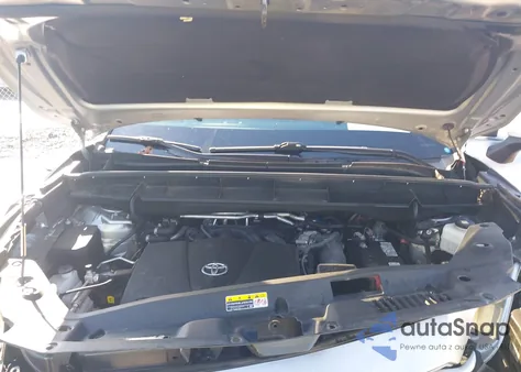 2021 Toyota Highlander Xle z USA, uszkodzony, nr VIN 5TDGZRBH6MS544078